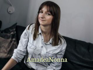 AmadeaNonna Porn str8