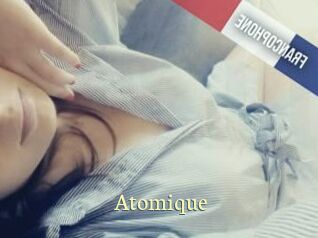 Atomique Porn str8