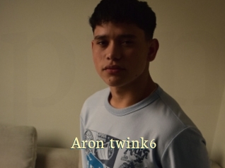 Aron_twink6