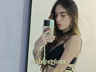 ashleeyfoxx Porn str8