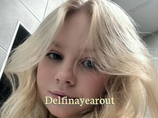 Delfinayearout