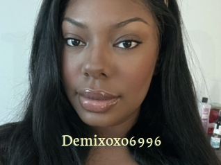 Demixoxo6996