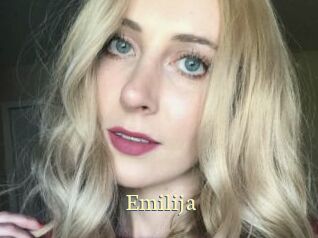 Emilija Porn str8