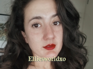 Elliesworldxo