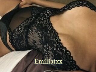 Emiliatxx