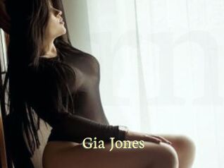 Gia_Jones