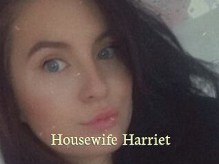 Housewife_Harriet