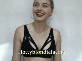 Hottyblondielatina
