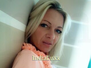 IndiaLuxx Porn str8