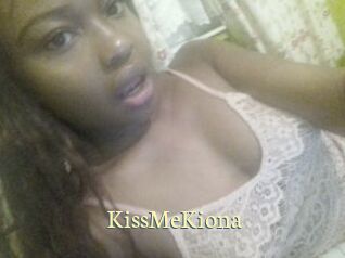 KissMeKiona