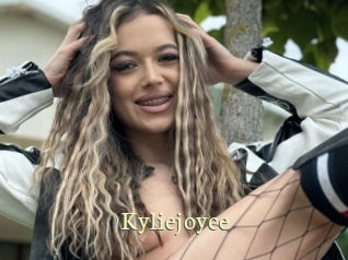 kyliejoyce Porn str8