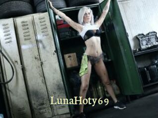 LunaHoty69