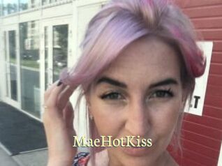 MaeHotKiss