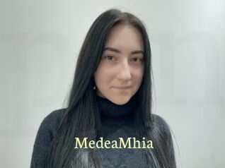 MedeaMhia Porn str8