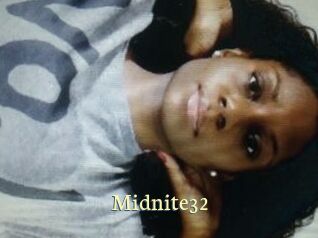 Midnite32 Porn str8