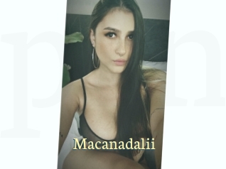 Macanadalii