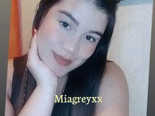 Miagreyxx