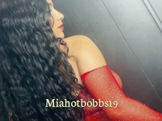 Miahotbobbs19