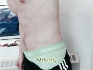 Niknik Porn str8
