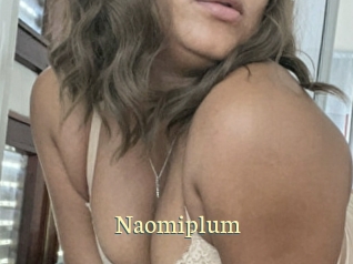 Naomiplum