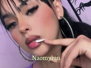 Naomyluu