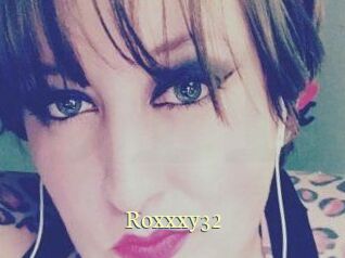 Roxxxy32