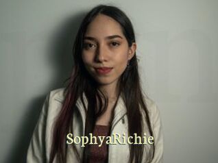 SophyaRichie
