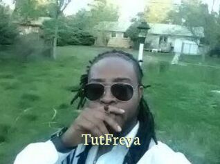 Tut_Freya Porn str8