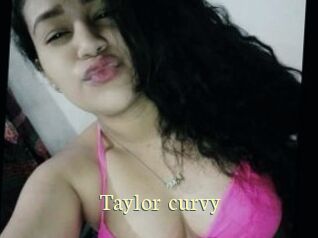 Taylor_curvy