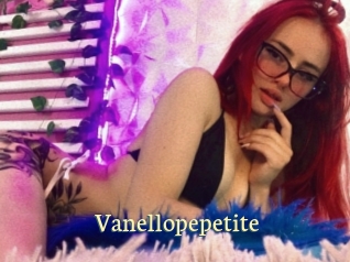 Vanellopepetite